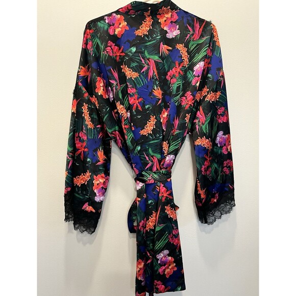 Victoria Secret Robe XL XXL Black Tropical Kimono Lace Trim Luxe Collection VS - Picture 2 of 10